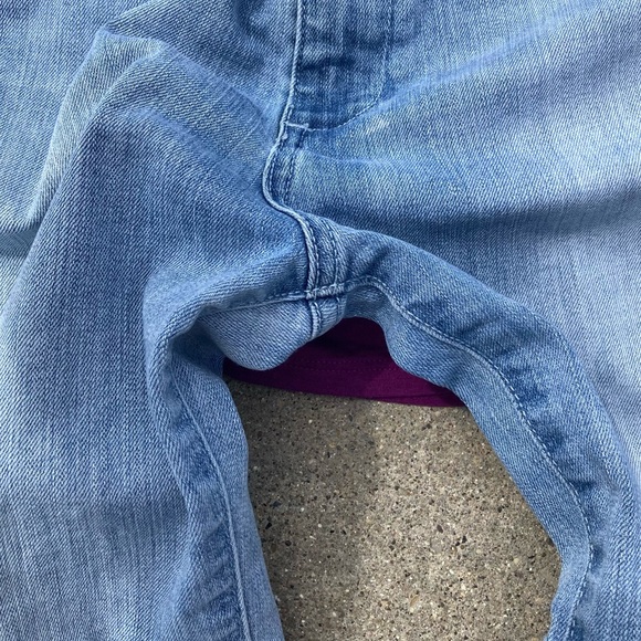 Calvin Klein Women’s Jeans - Picture 8 of 9